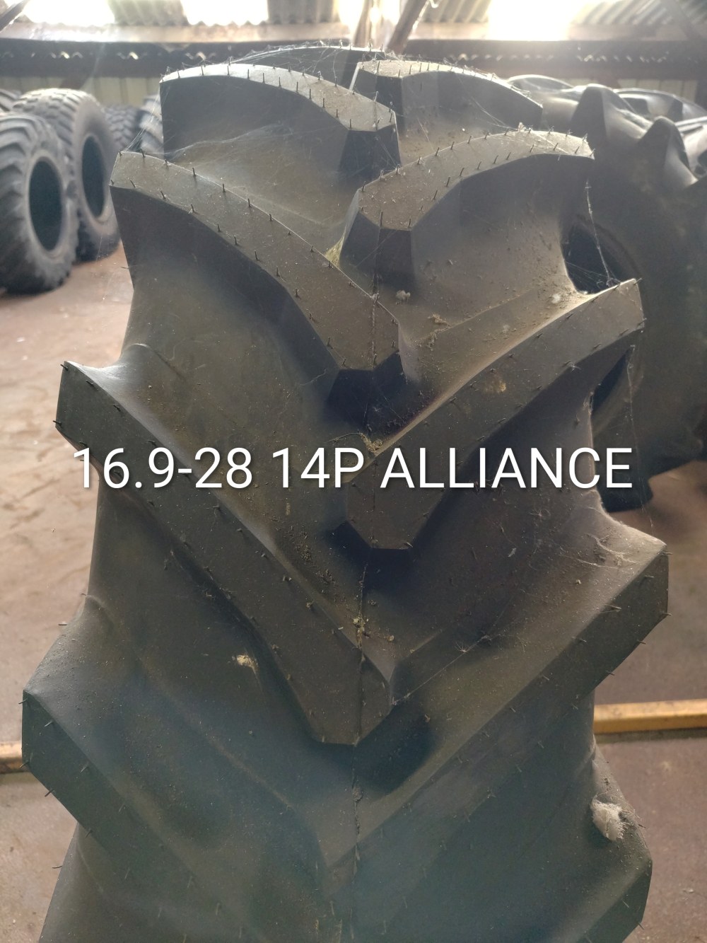 Pneu 16.9-28
