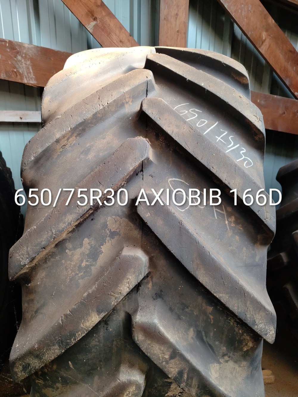 Pneu 650/75R30
