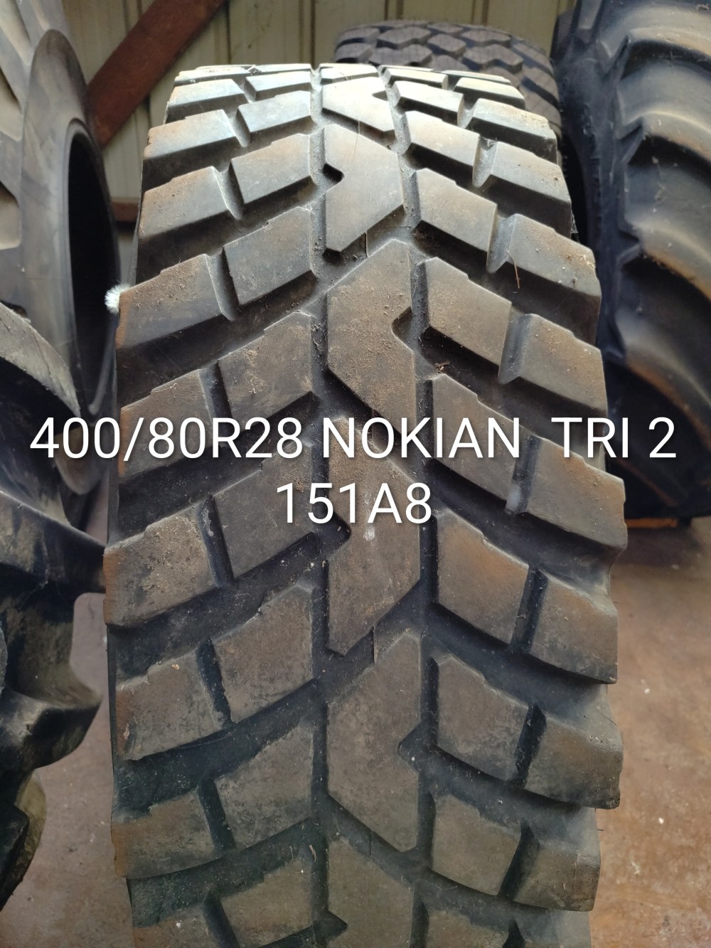 Pneu 400/80R28