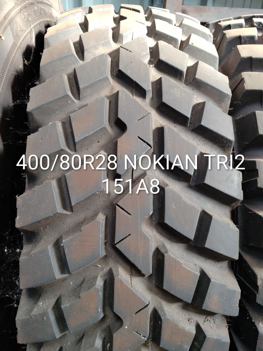 Pneu 400/80R28