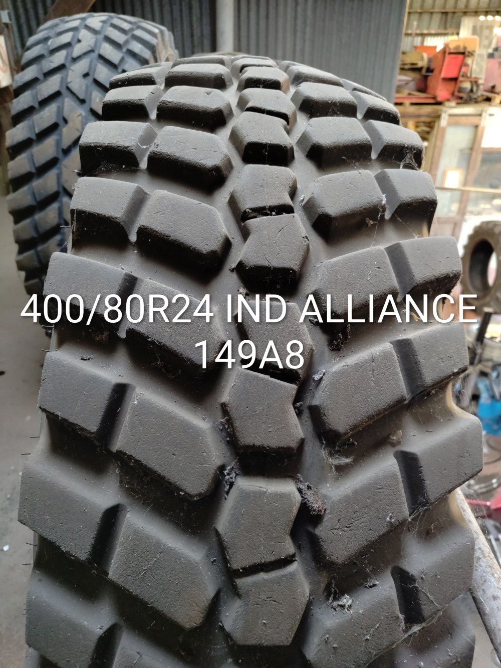 Pneu 400/80R24 IND