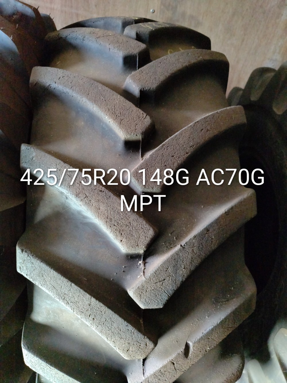 Pneu 425/75R20