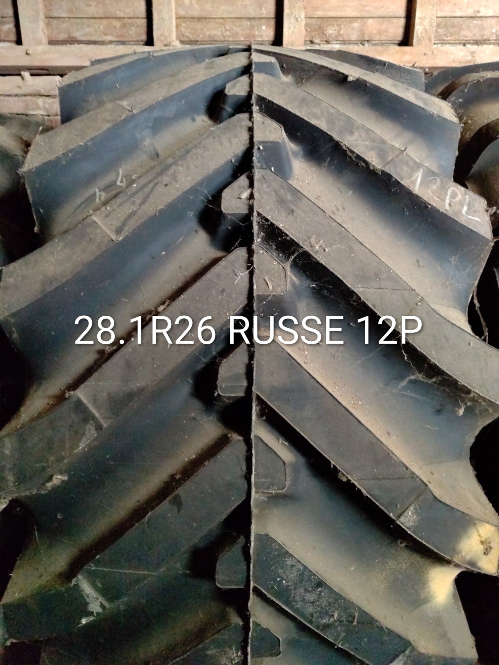 Pneu 28.1R26