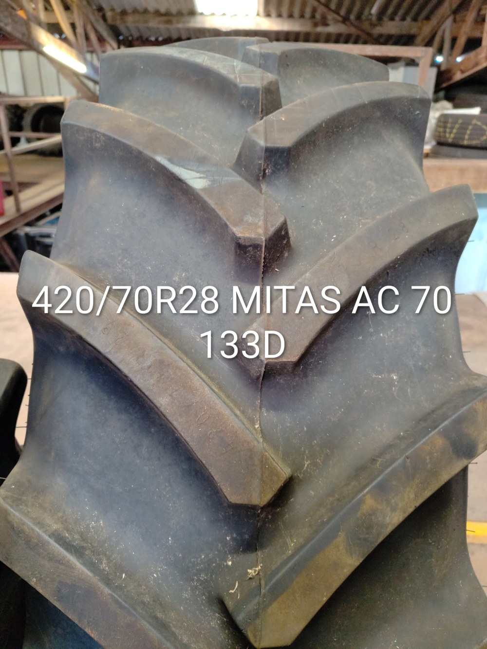 Pneu 420/70R28