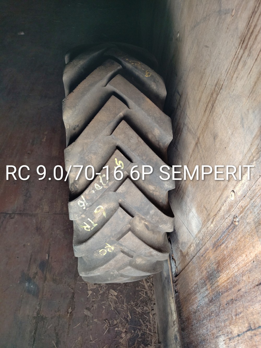 Pneu 9.0/70-16 RC