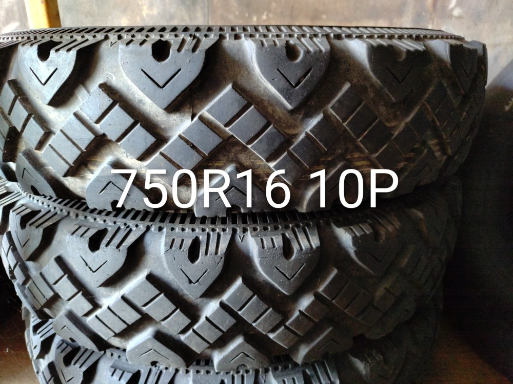 Pneu 750R16