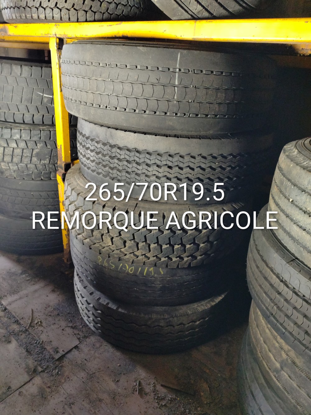 Pneu 265/70R19.5