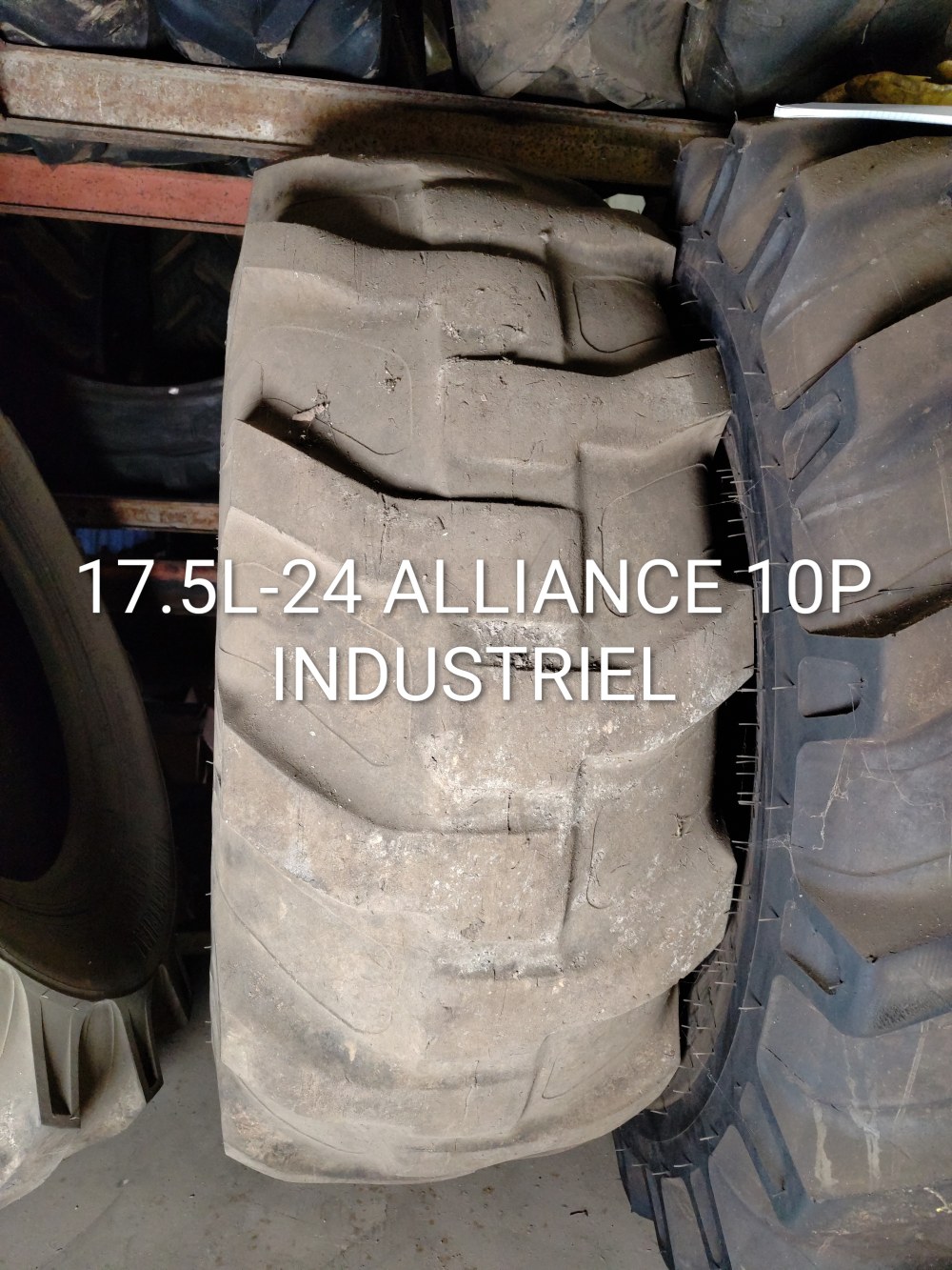 Pneu 17.5L-24