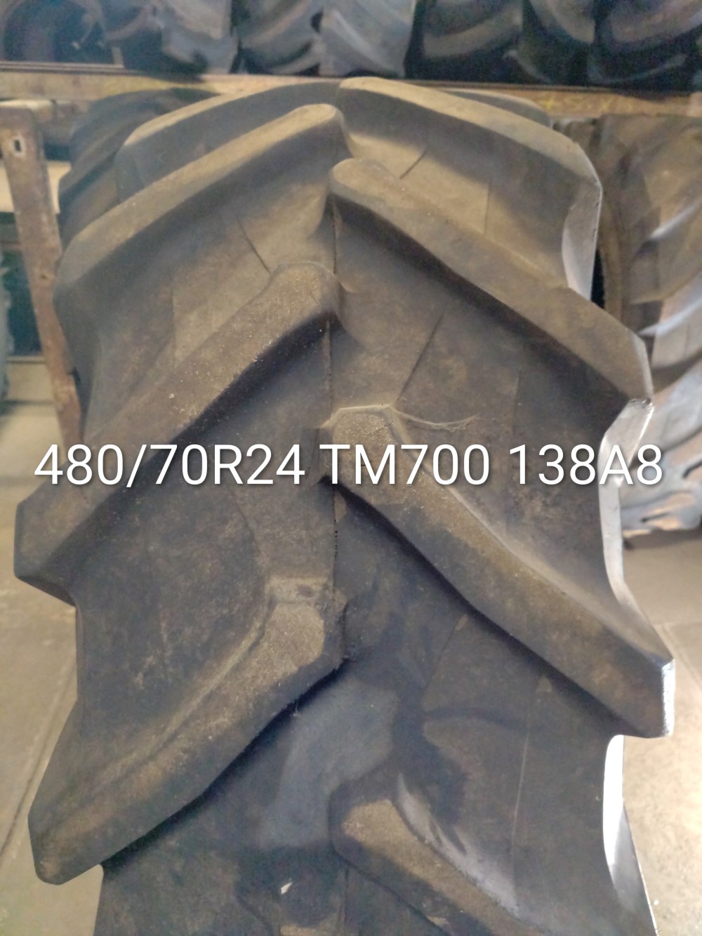 Pneu 480/70R24