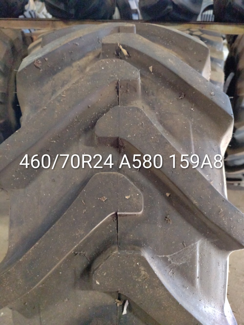 Pneu 460/70R24 (17.5R24)