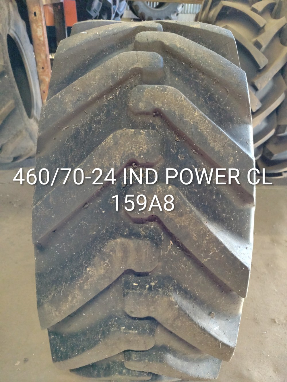 Pneu 460/70-24 (17.5-24)