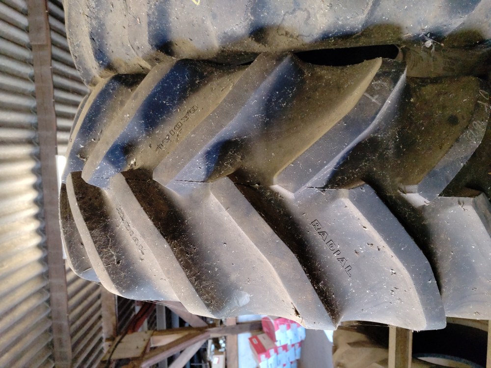 Pneu 480/65R24