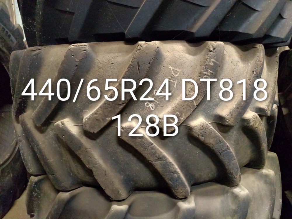 Pneu 440/65R24