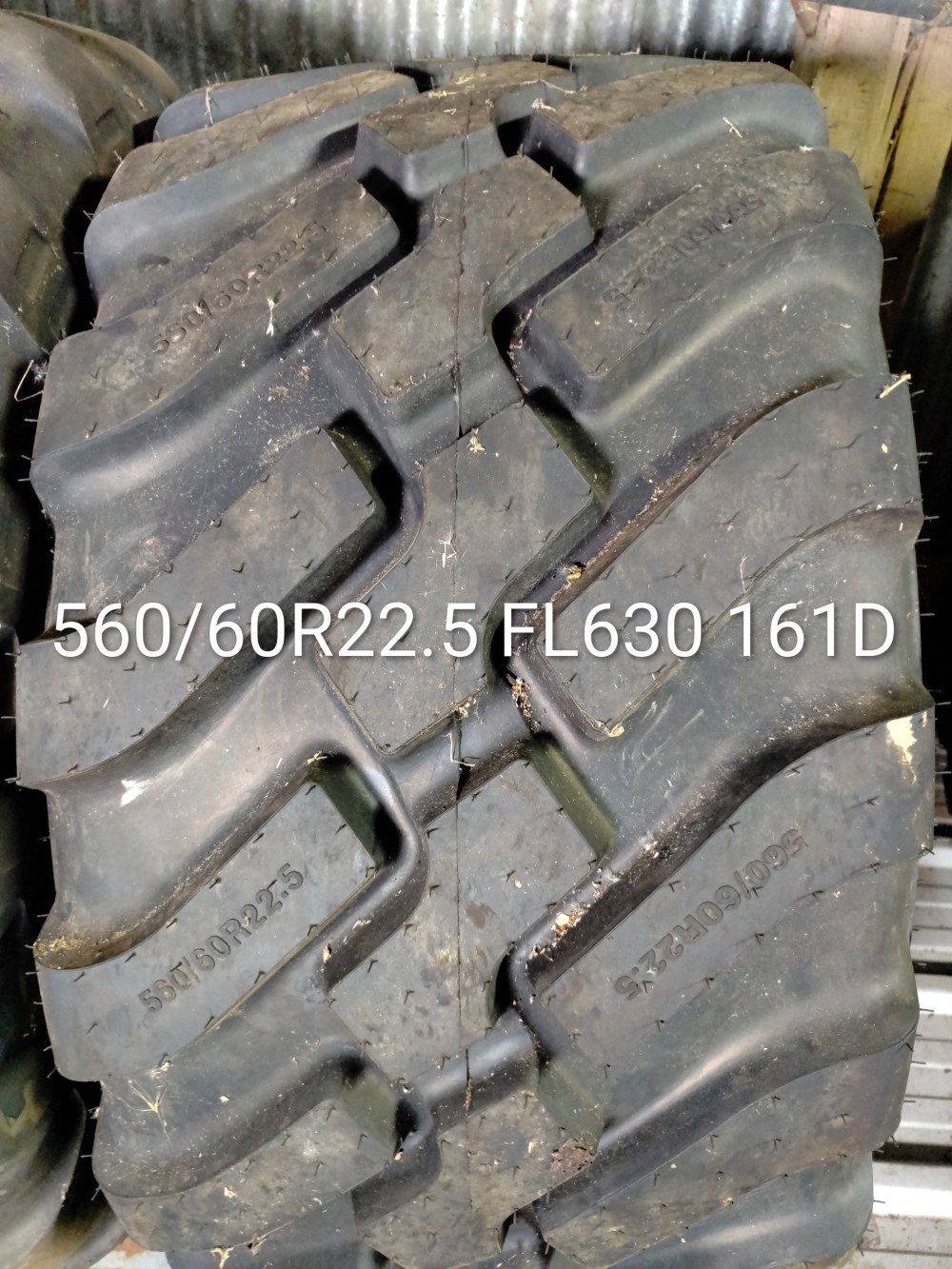 Pneu 560/60R22.5