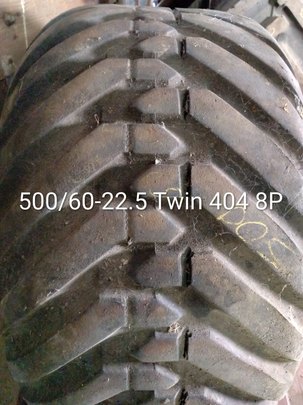 Pneu 500/60/22.5