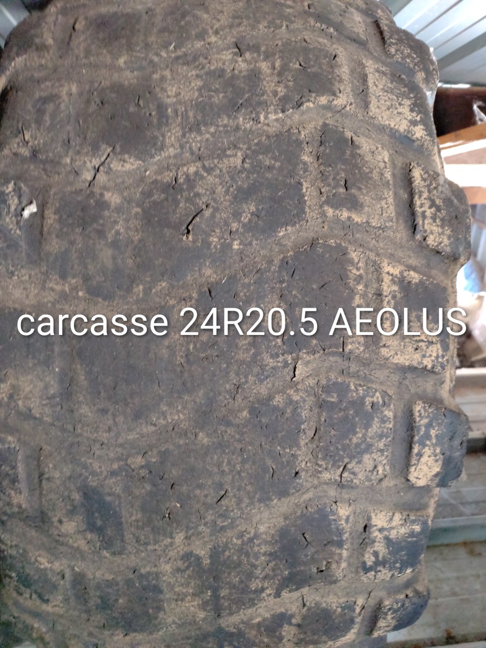 Pneu 24R20.5